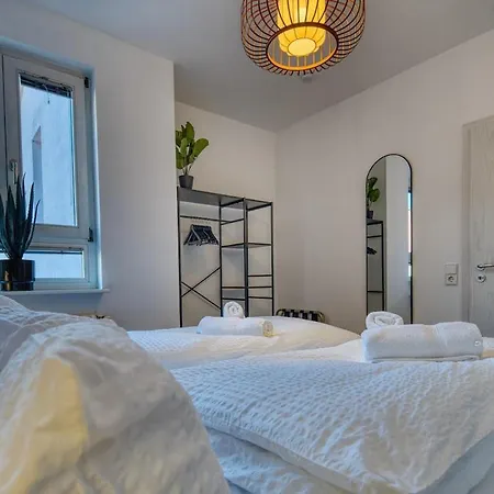 Appartement Zum Wasserfall - Dachterrasse, Sauna, Zentral *